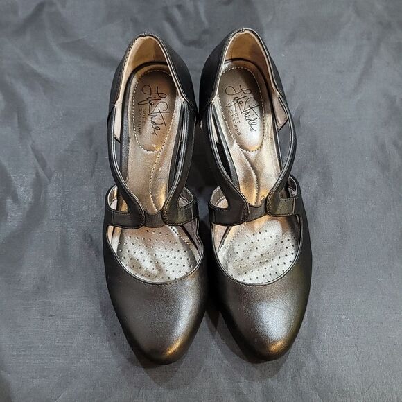 LIFE STRIDE SOFT SYSTEM WOMEN'S KITTEN HEEL SHOE - Picture 3 of 14